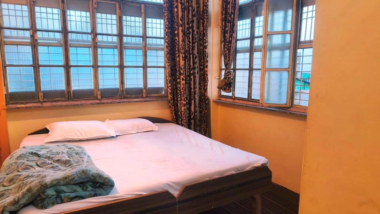 Guest house Om - Bunny Cafe Varanasi