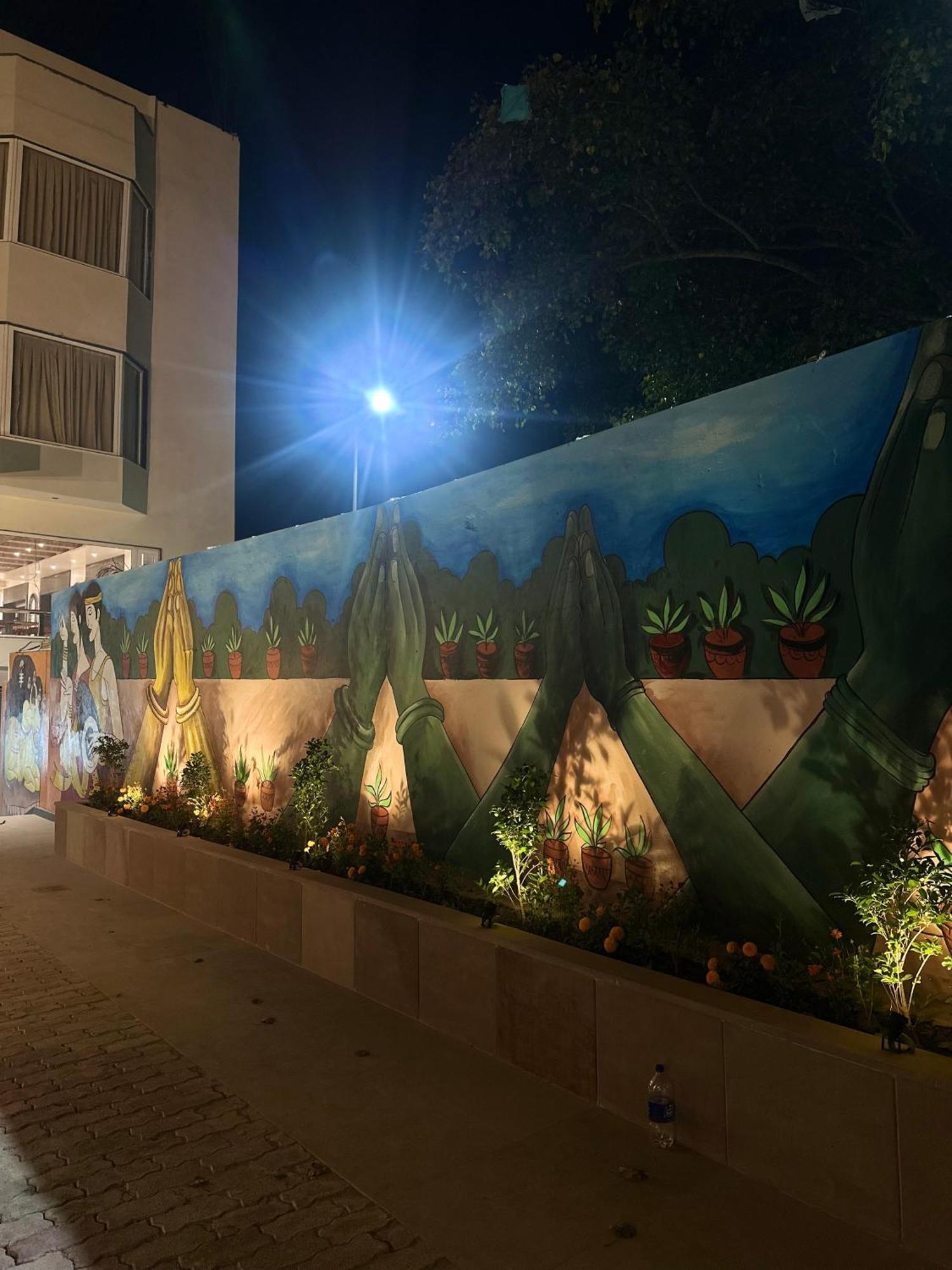 Sainik Grand 3* Varanasi