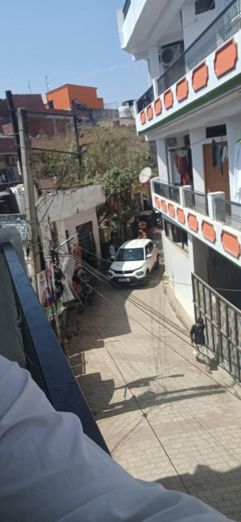 Tridev Paying Guest house Varanasi