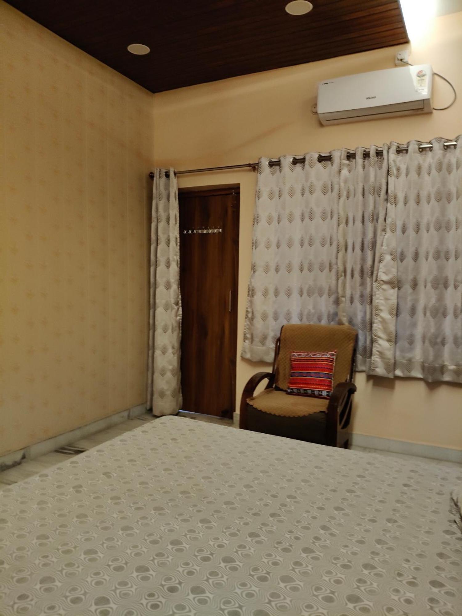 Apartment Kashivas - 2bhk Near Assi Ghat Varanasi