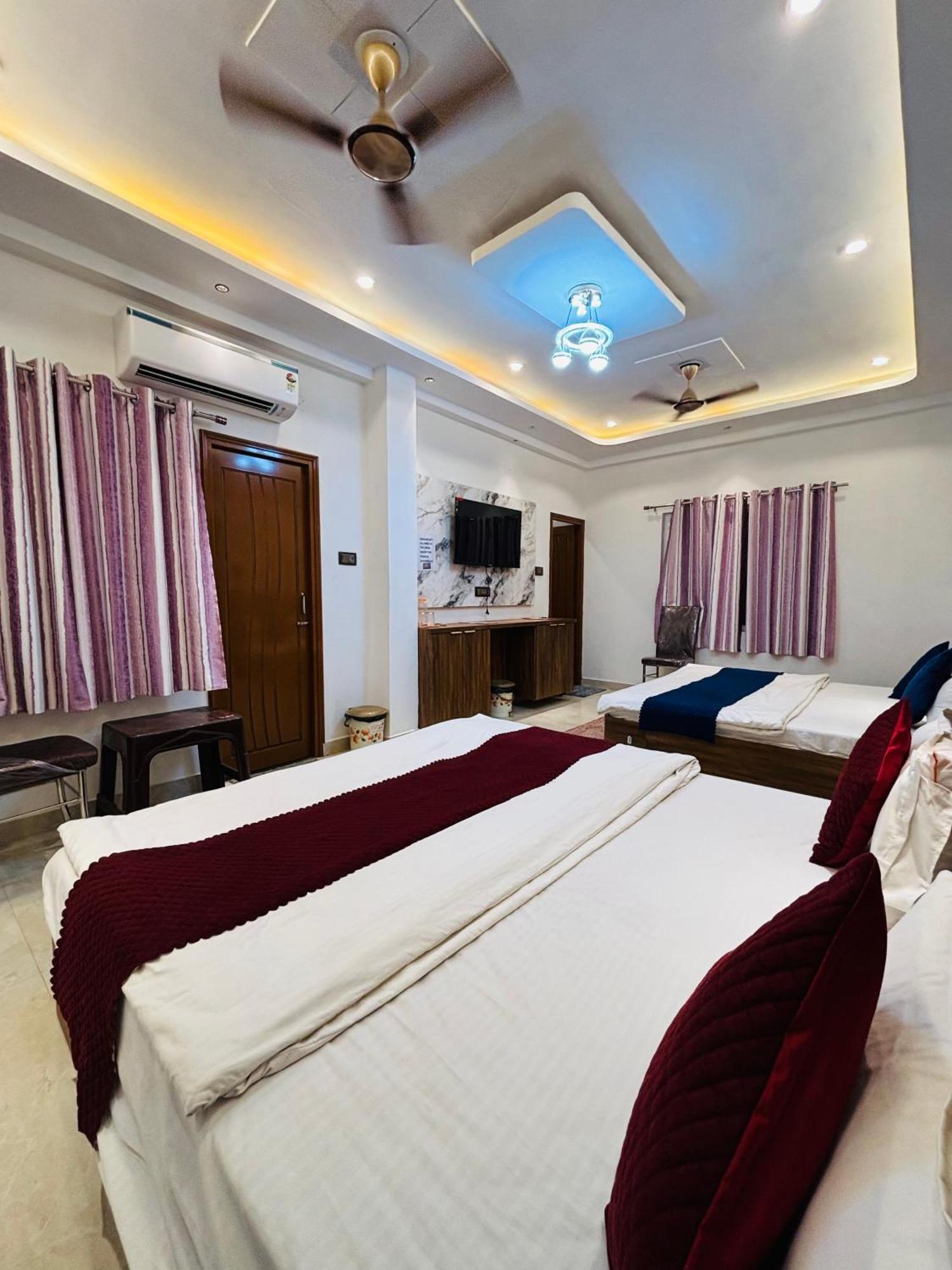 Guest house Mm Grand Varanasi