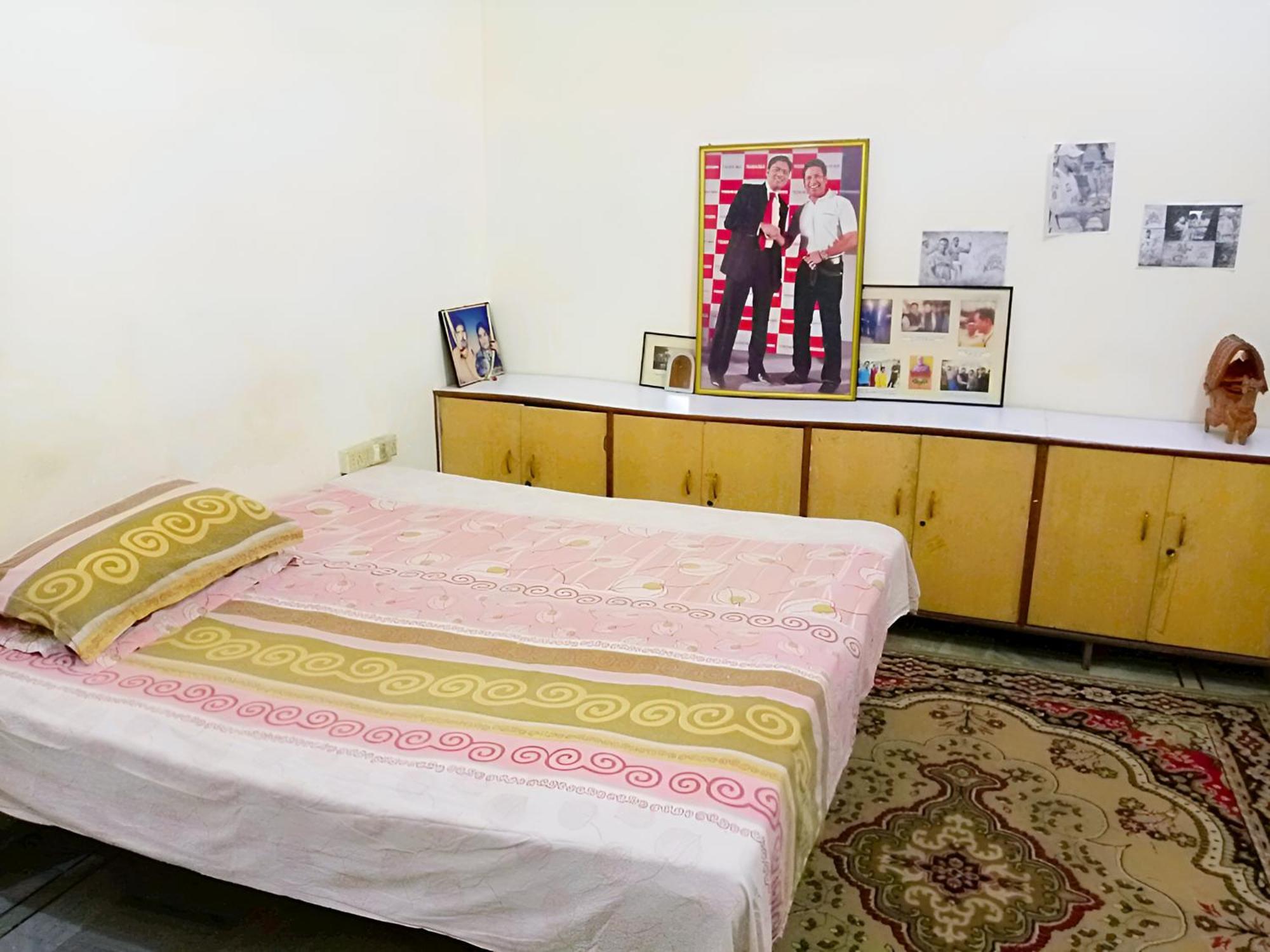 Guest house Siddhivinayak Temple Guest House