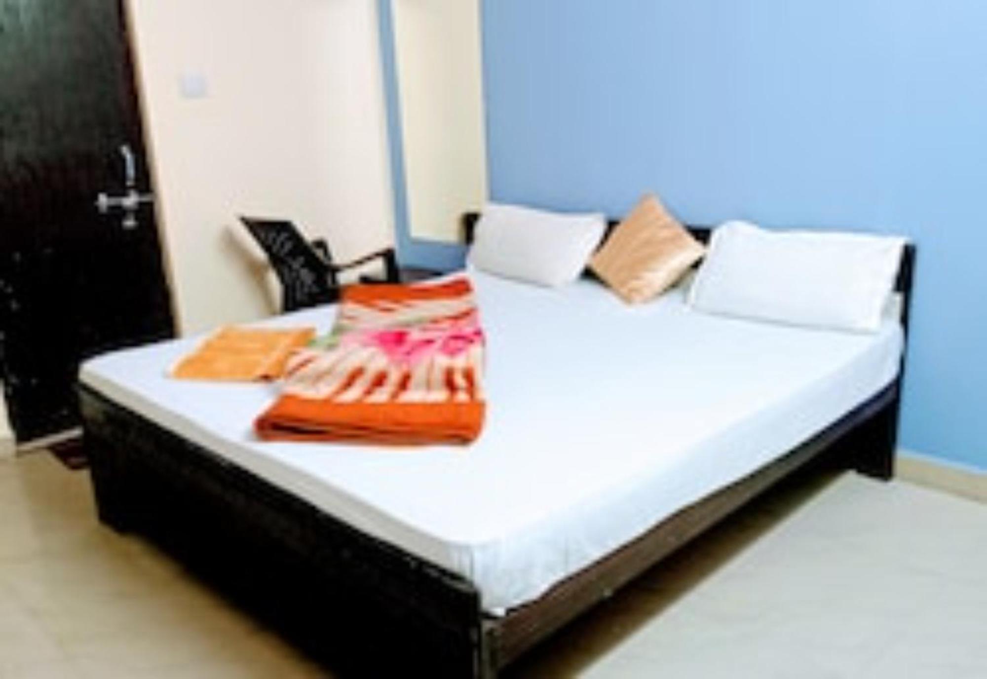 Hotel Shivaayy Banaras Near Kashi Vishwanath Temple Road
