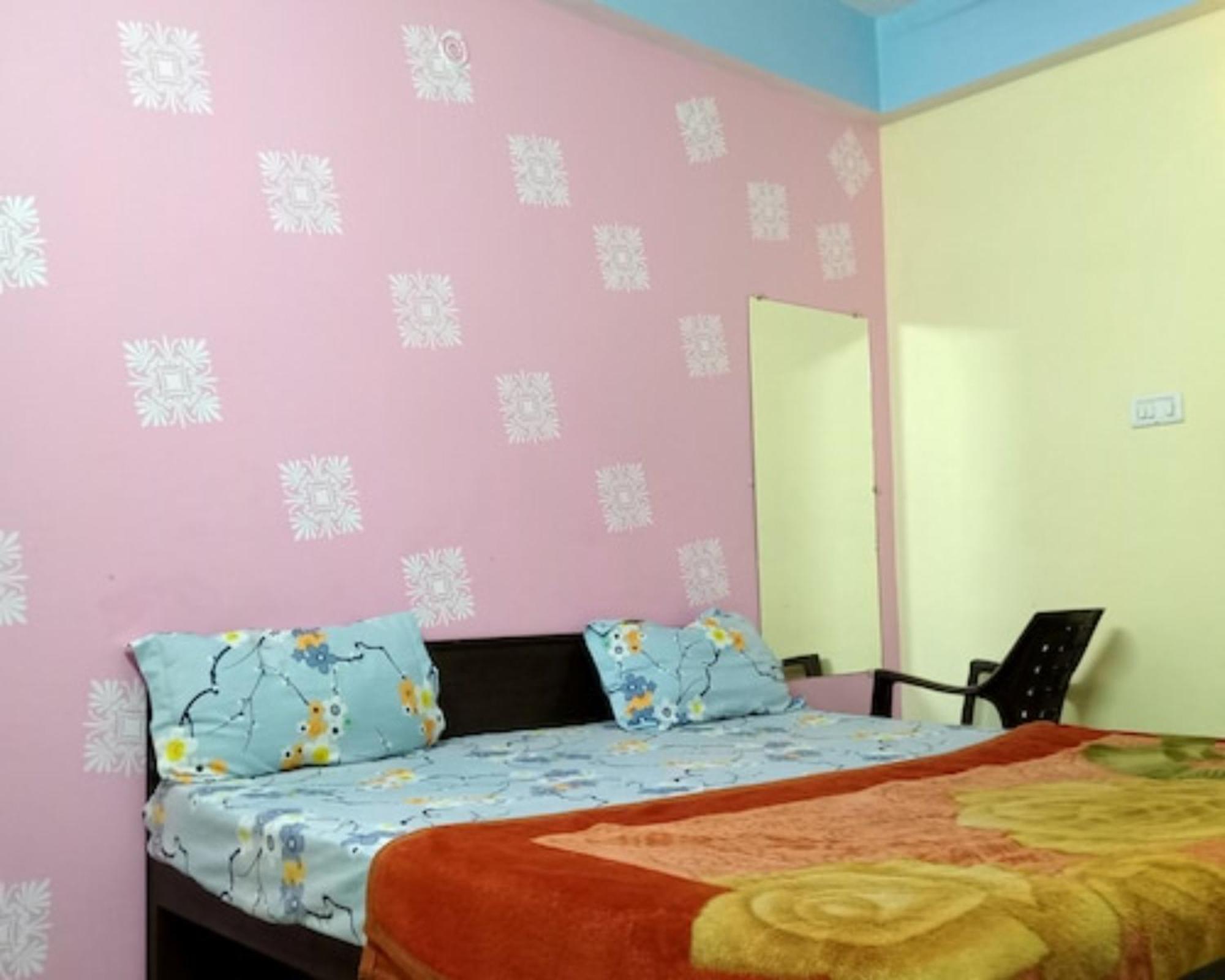 Shivaayy Banaras Near Kashi Vishwanath Temple Road Hotel 2*