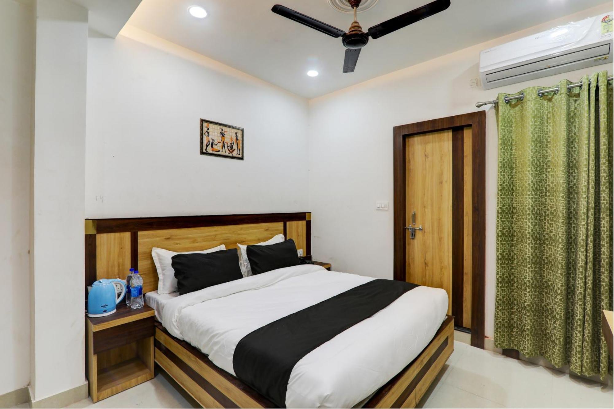 Hotel Collection O Vairagi Shi 3*