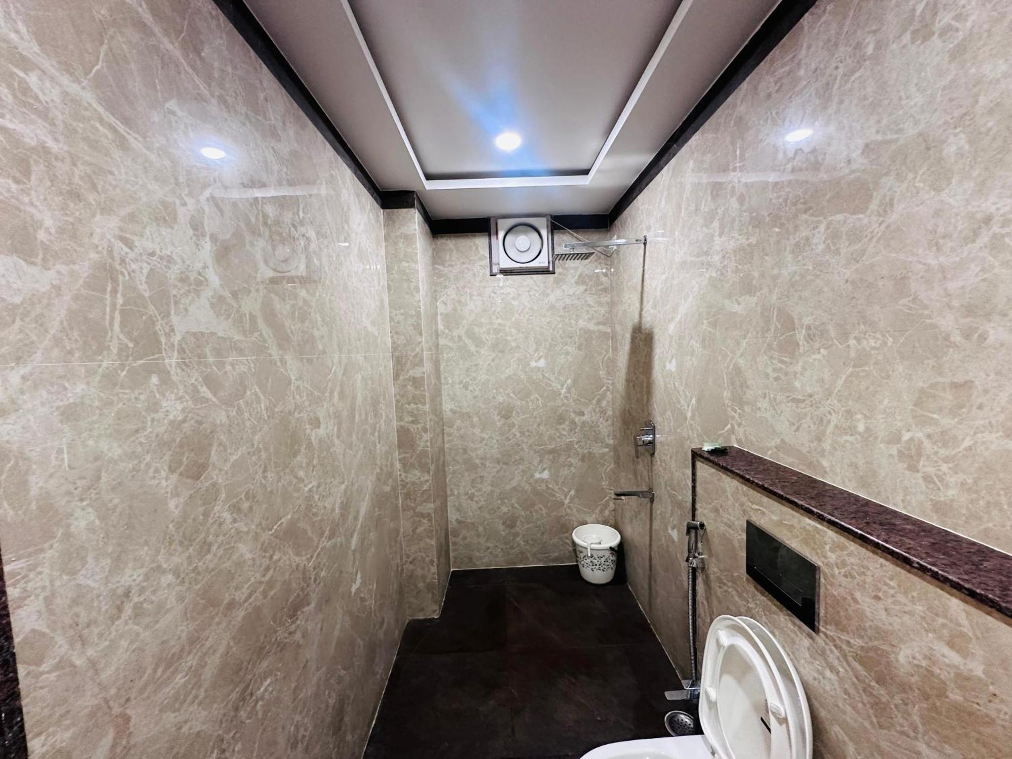 Hotel Ok International