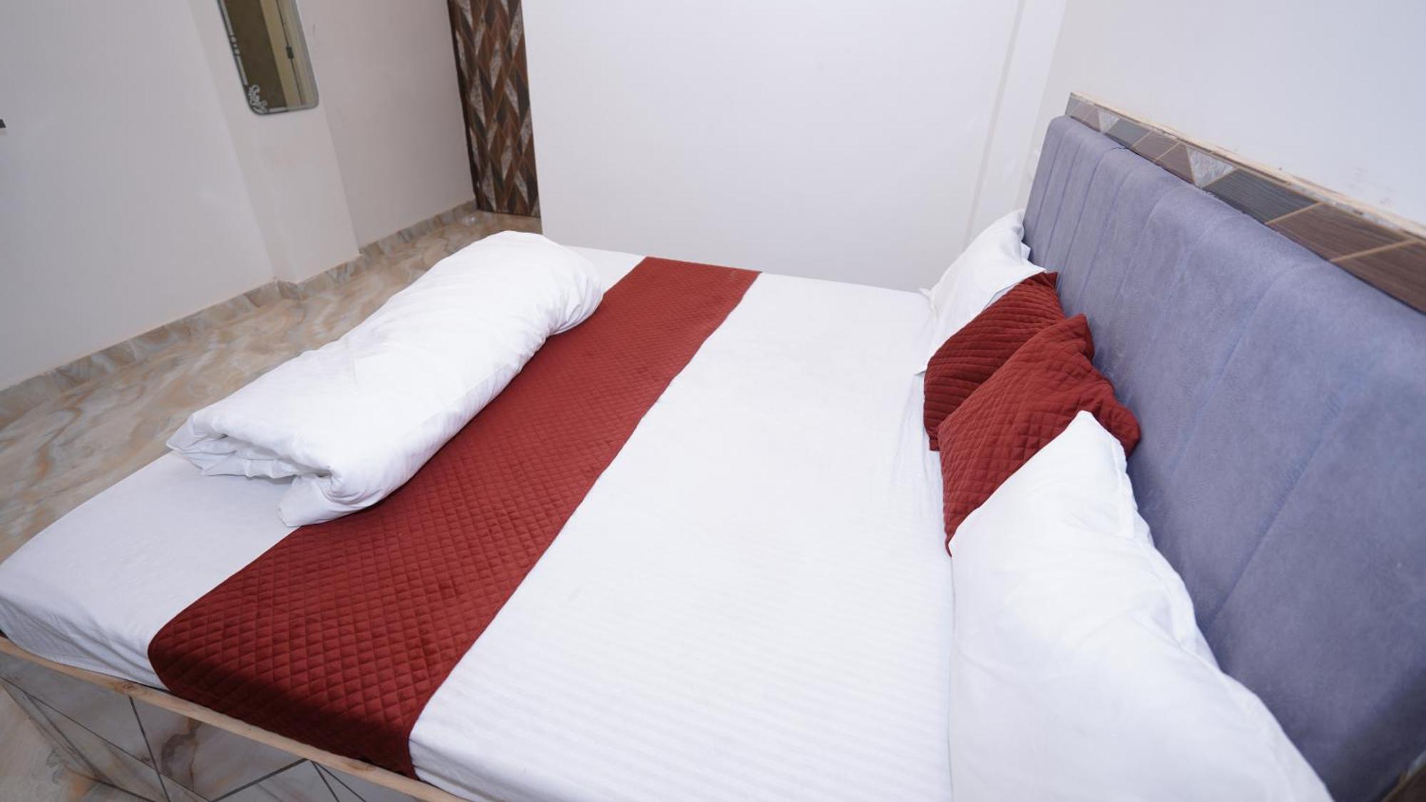 Maa Shakti Guest house Varanasi