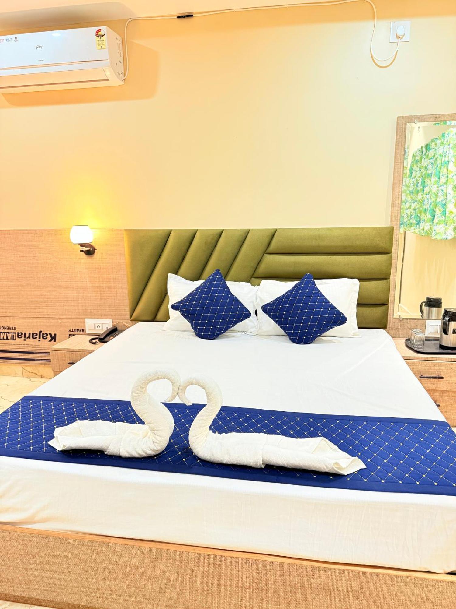 Mangalam 3* Varanasi
