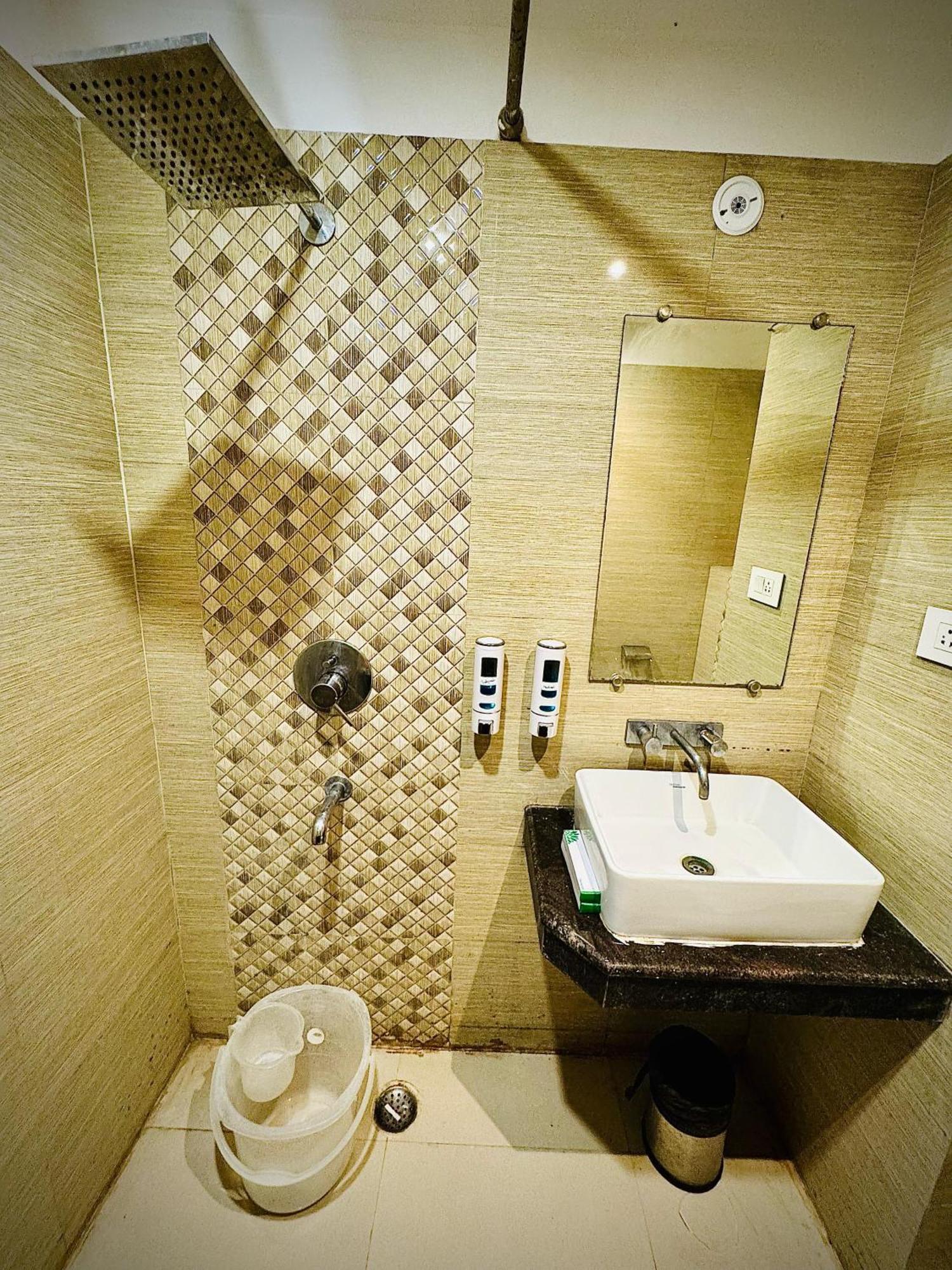 Grand Continental 3* Varanasi