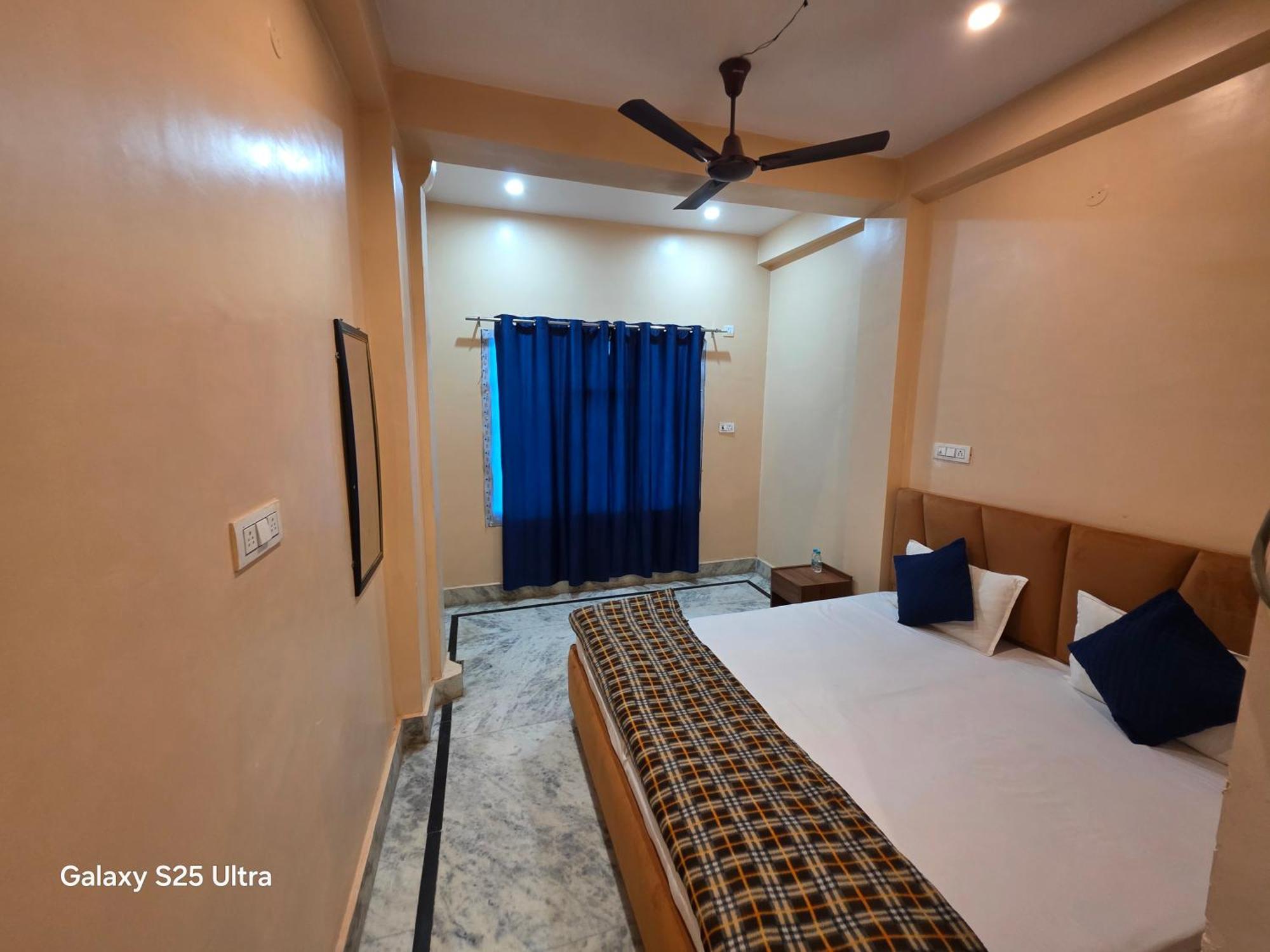 The Kashi Dham Paying Guest house Varanasi