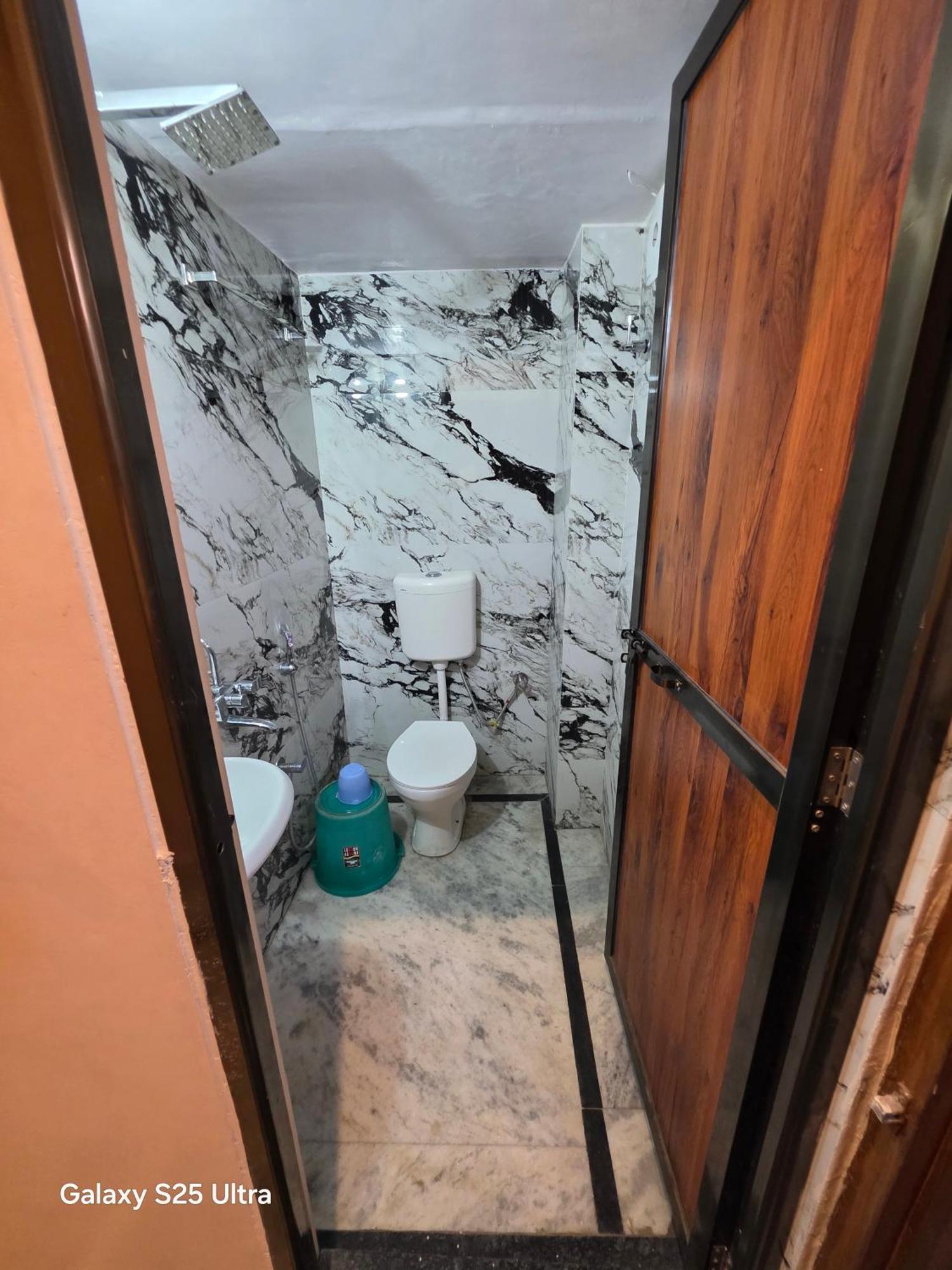 The Kashi Dham Paying Guest house Varanasi