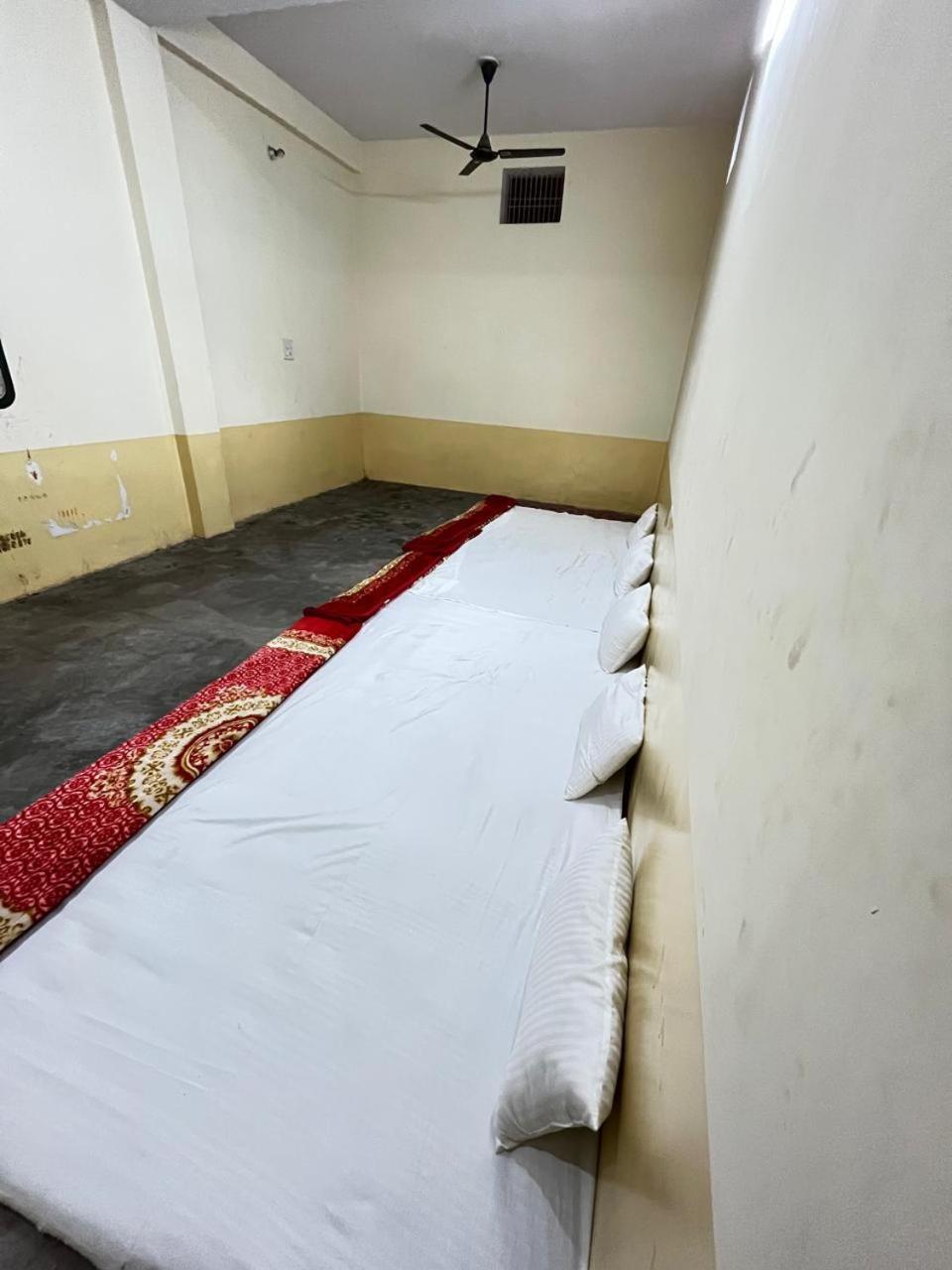 Jivbodh And Banquets Hotel 2*