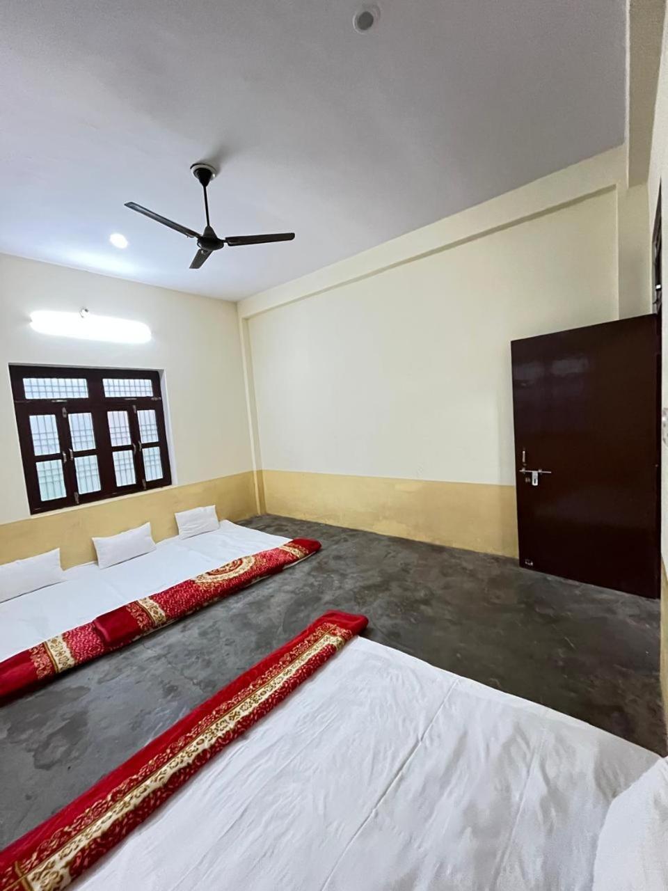 Jivbodh And Banquets Varanasi