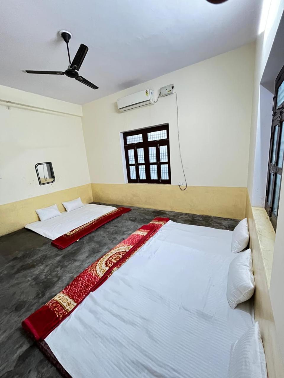 Hotel Jivbodh And Banquets 2*