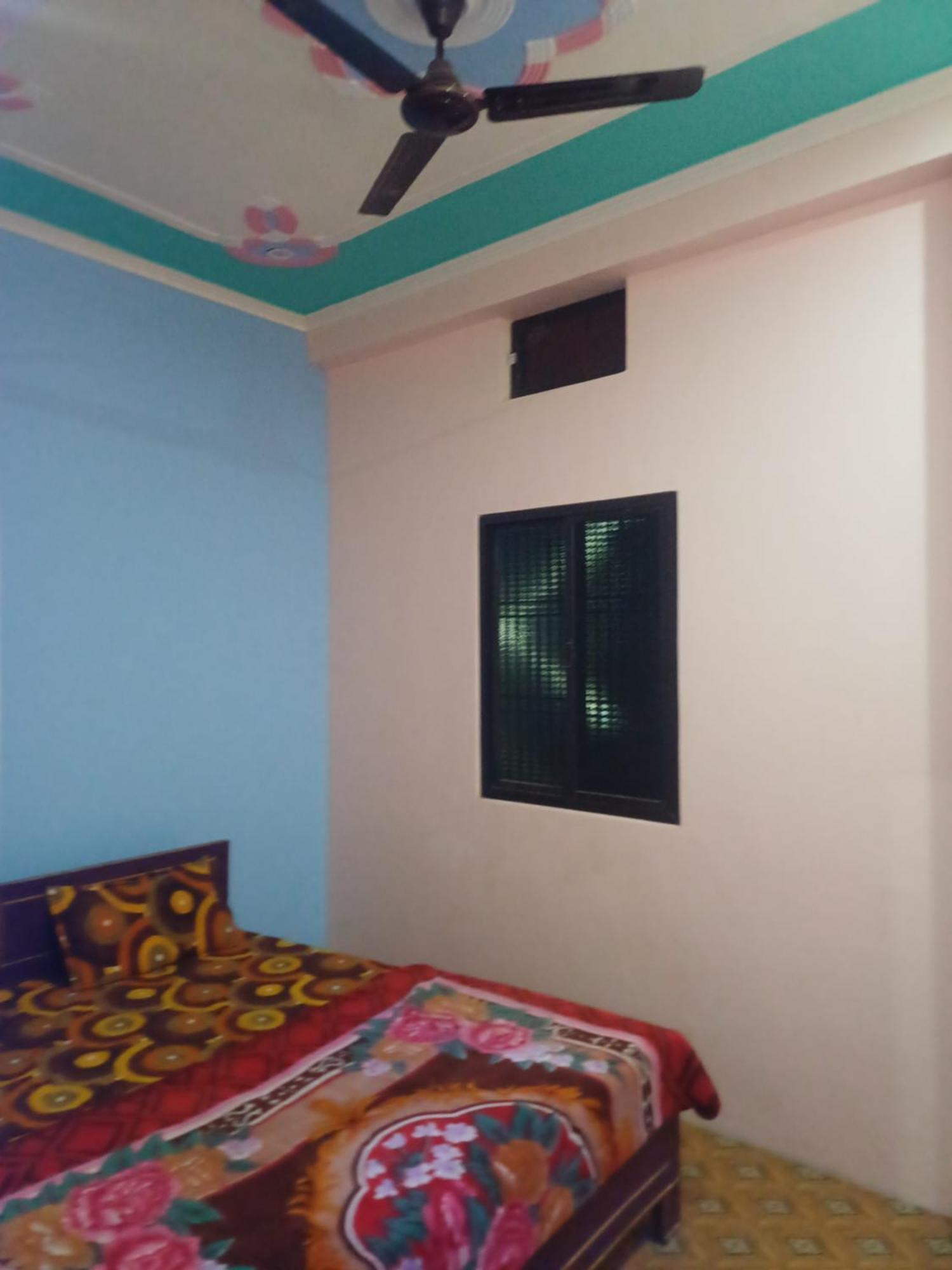 Guest house Tridev Paying Varanasi
