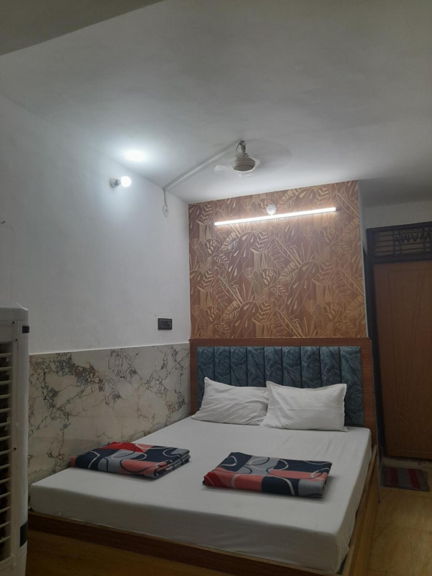 Guest house R K Residency *