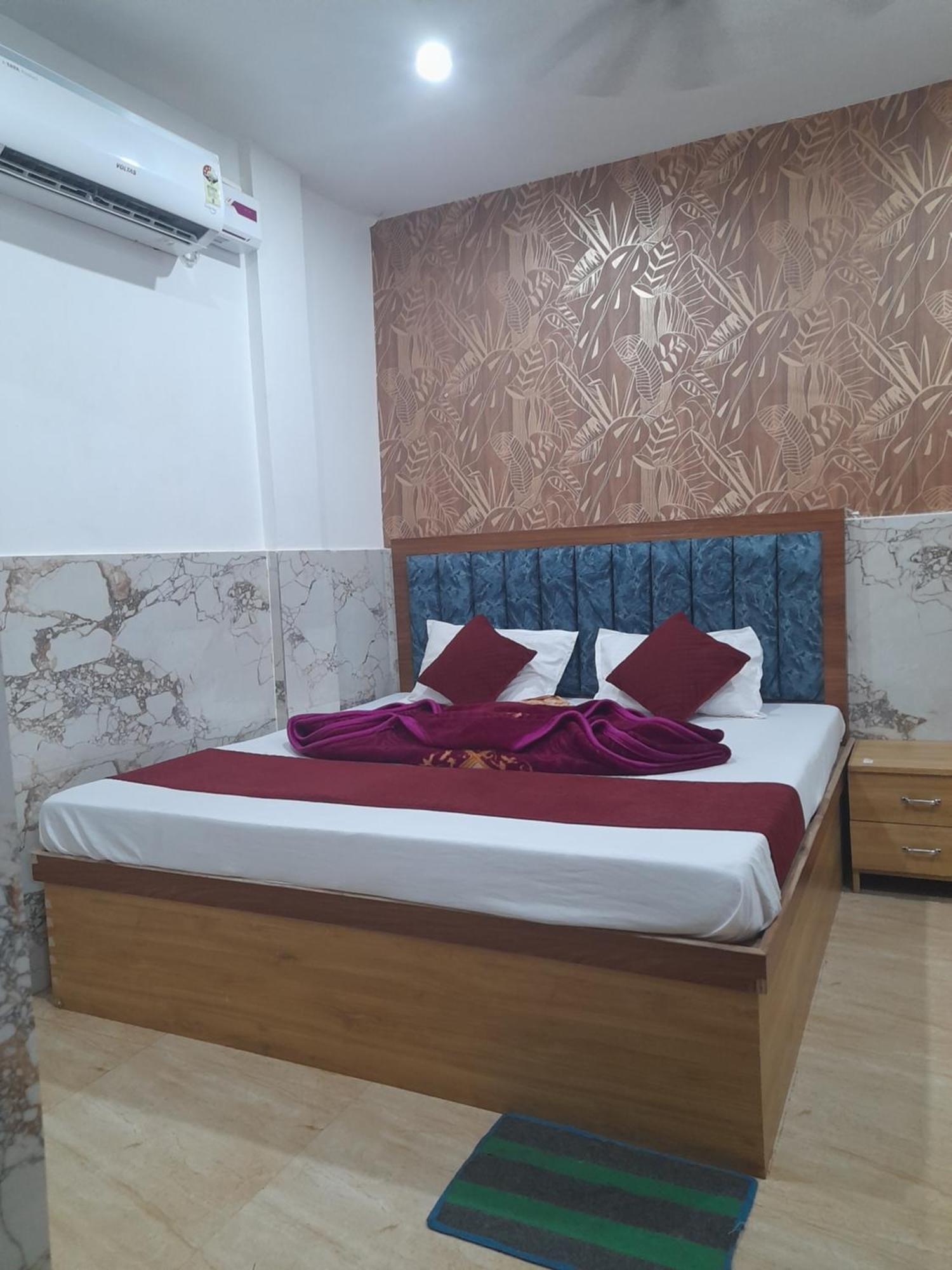 Guest house R K Residency Varanasi