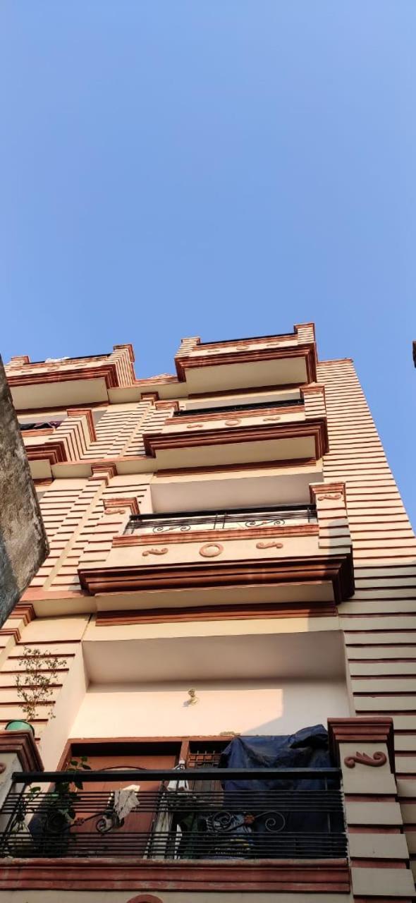 Shri * Varanasi