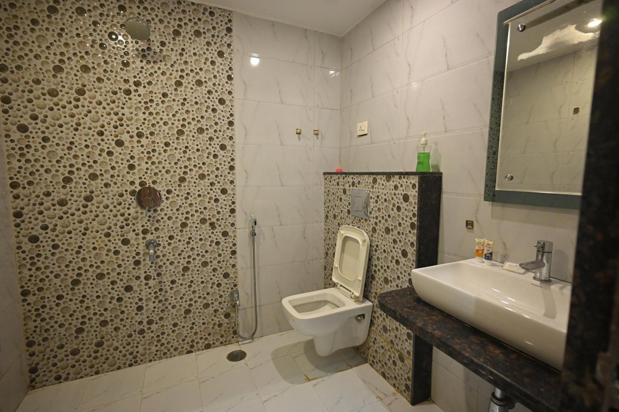 Saffron Hotel Varanasi