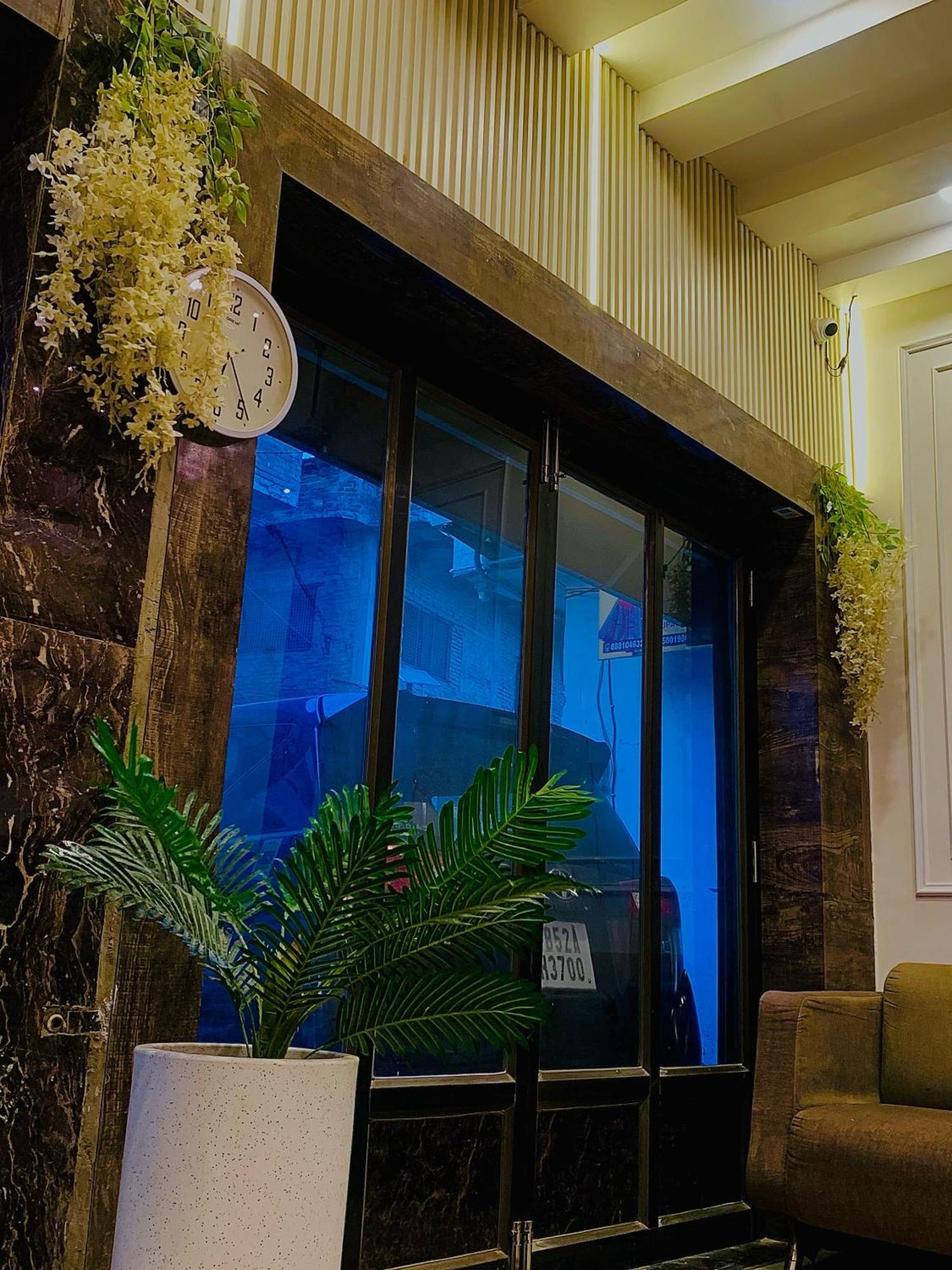 Royal Guest house *