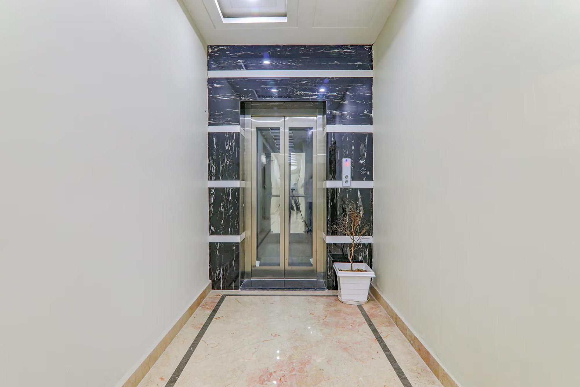 Fabhotel Super 3 Premium Hotel 3*