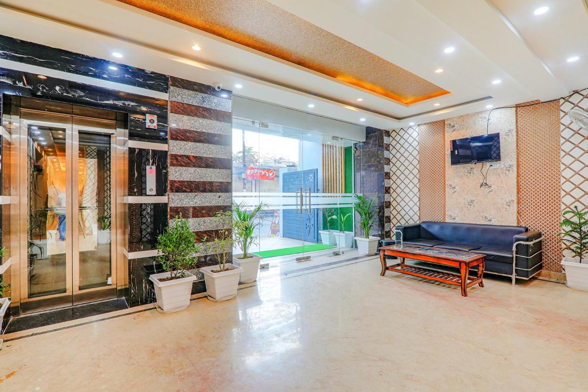 Hotel Fabhotel Super 3 Premium 3*