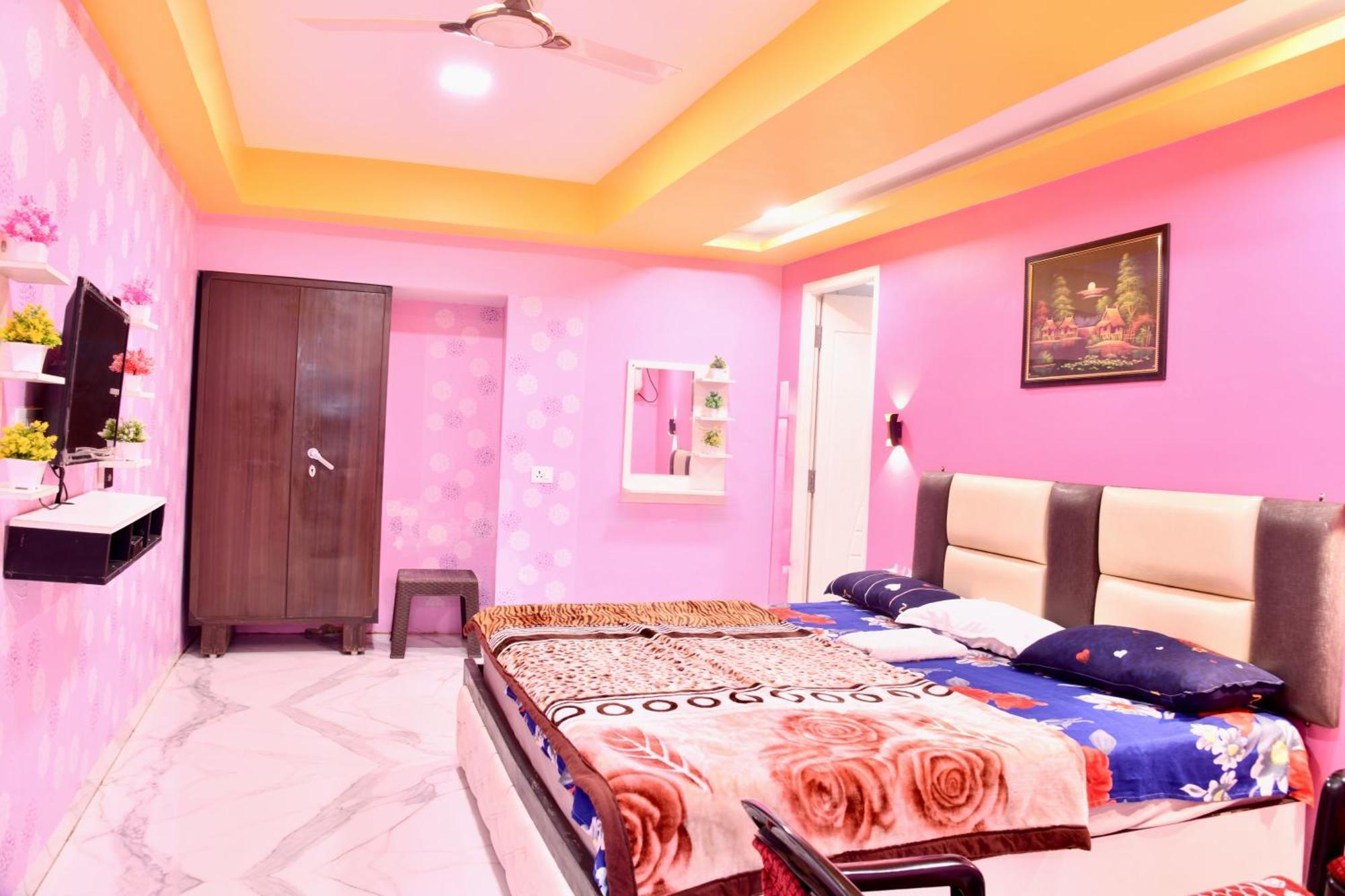 Guest house Prakash Landmark *