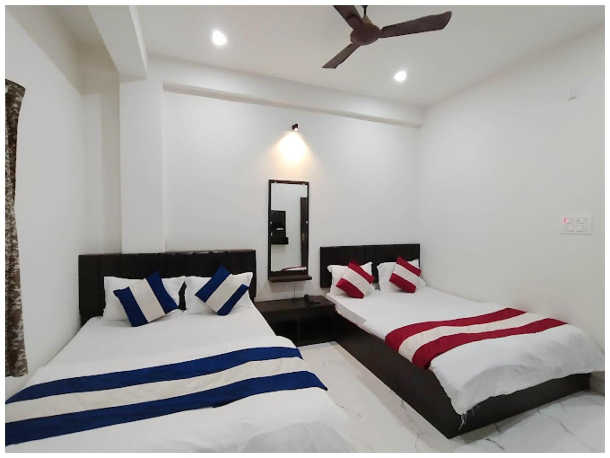 Varanasi Hotel #Mahadev # Inn # -Near Kashi Vishwanath Temple And Ganga Arti Ghat #Fully Air Conditioning #Free Wi-Fi #Parking #Best Hotel In Varanasi #Prime Location - Book Now 4* Varanasi