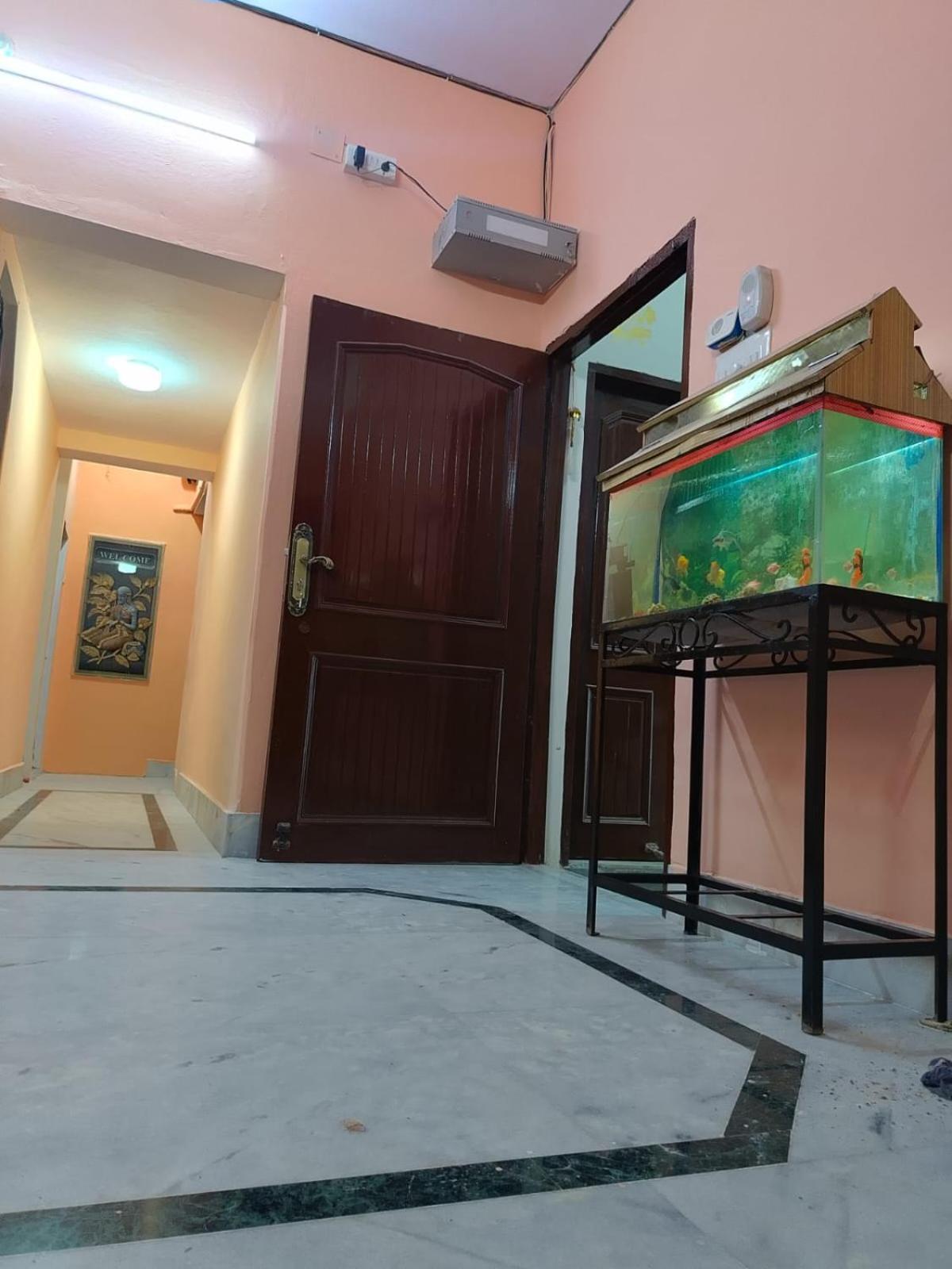 Baba Paying Hotel Varanasi