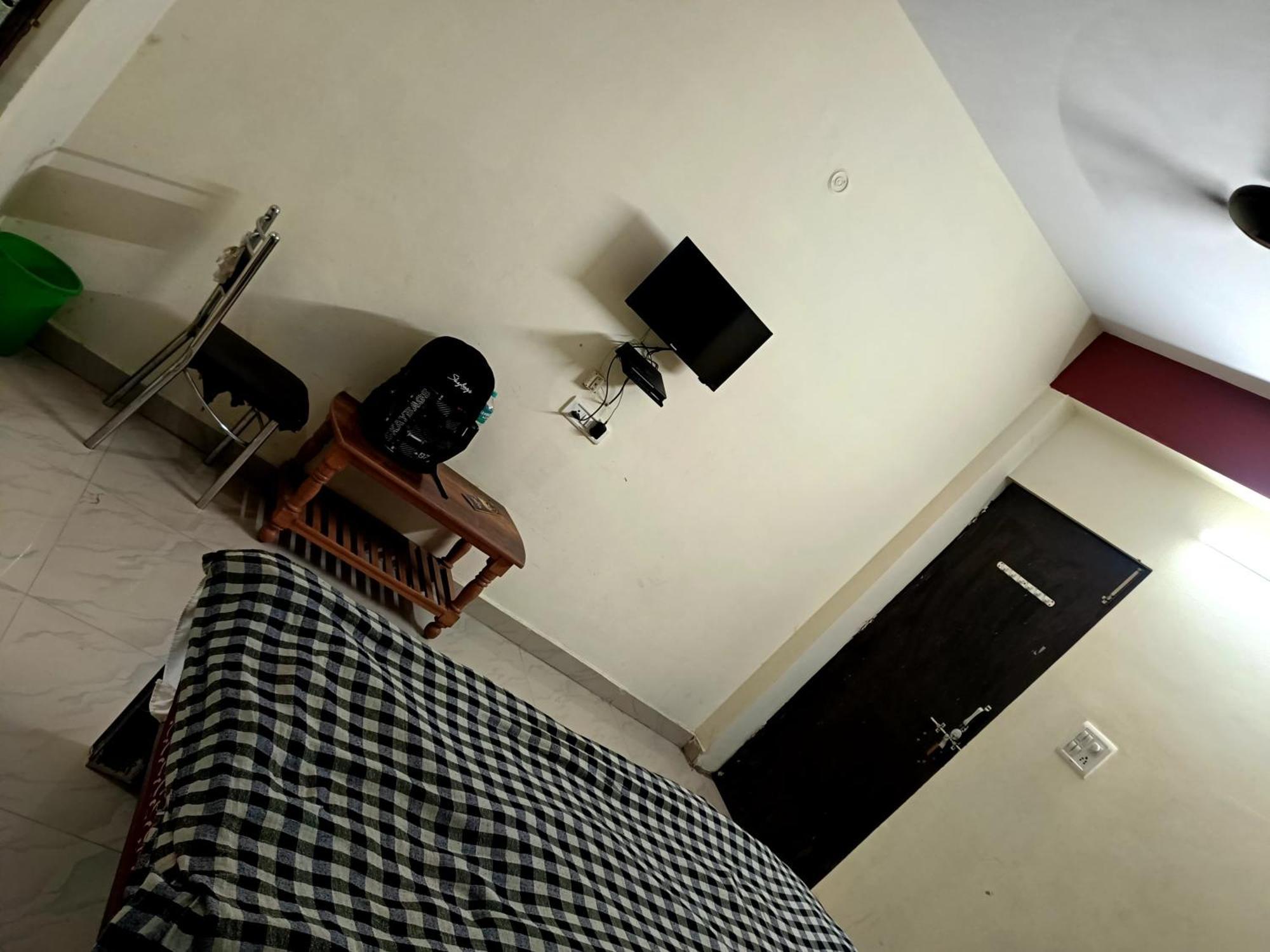 Hotel Shivaayy Banaras Near Kashi Vishwanath Temple Road