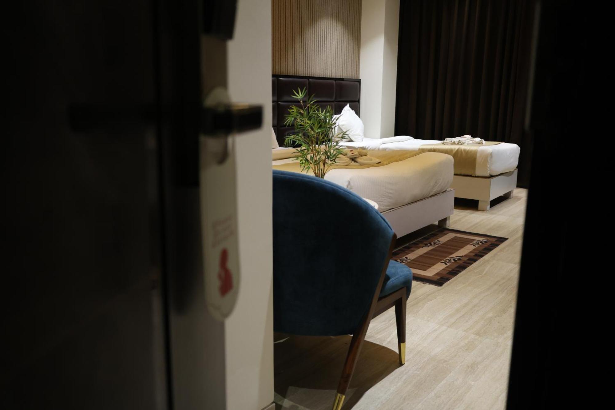 Hotel Hardik Palacio