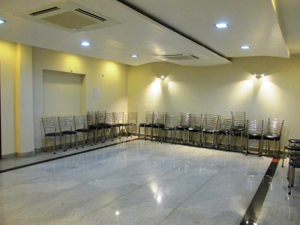 The Sapphire Grand 3* Varanasi
