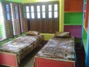 Hotel Azure Paying *