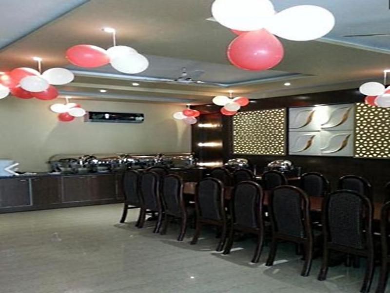 Hotel Grand Continental 3*