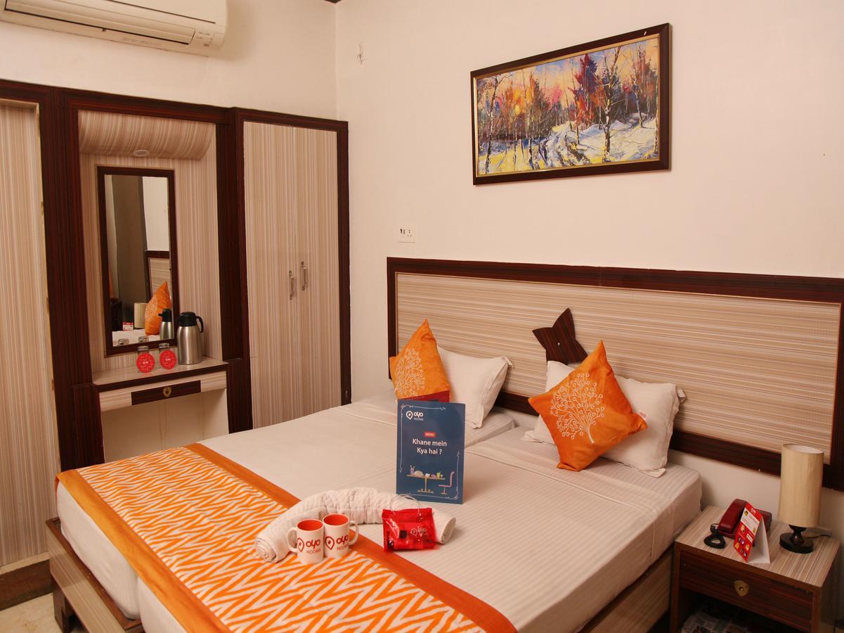 Lara India Varanasi