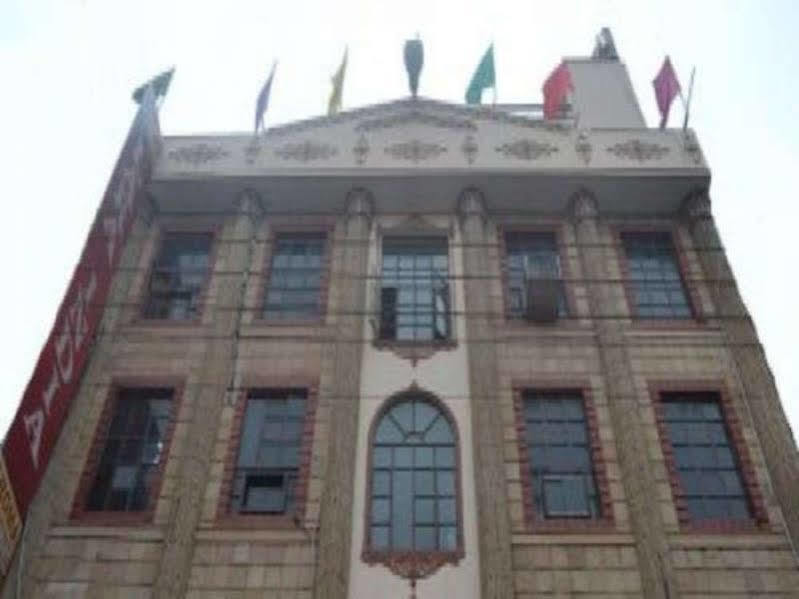 Lara India Hotel