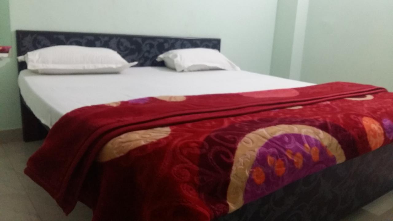 Hotel Giriraj 3*