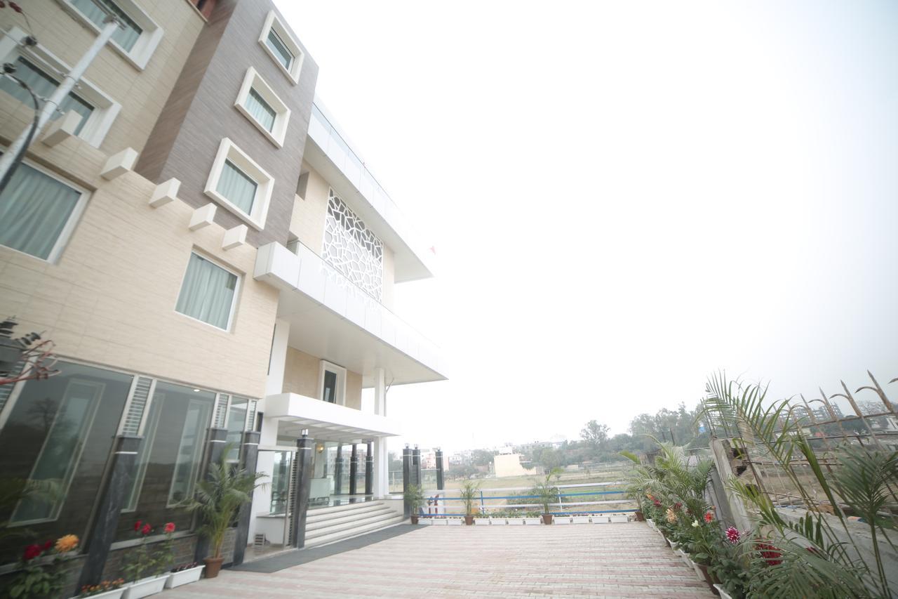 Comfort 4* Varanasi