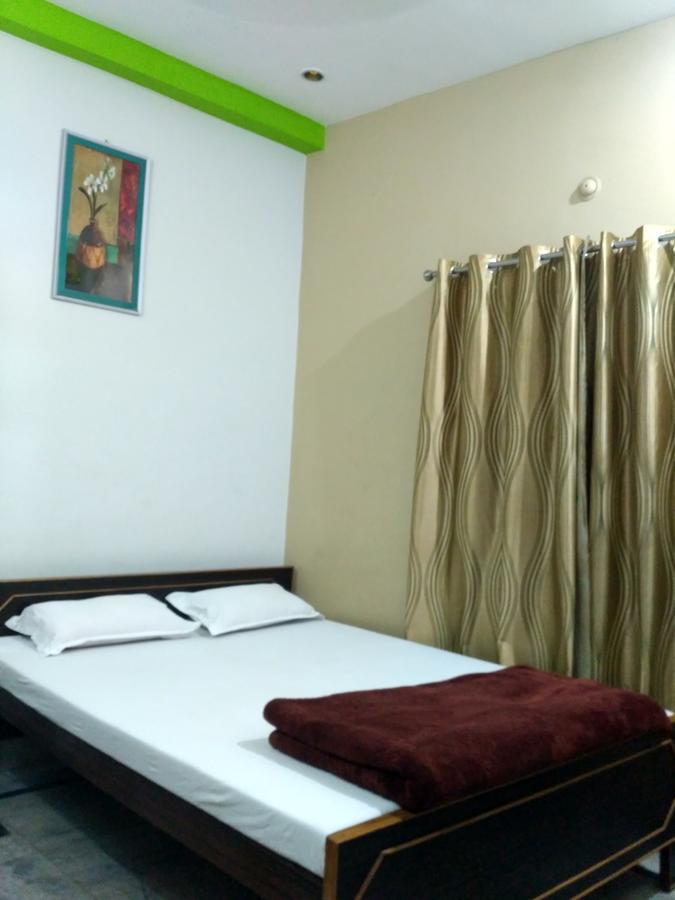 Bed & Breakfast Bliss Assi Ghat *