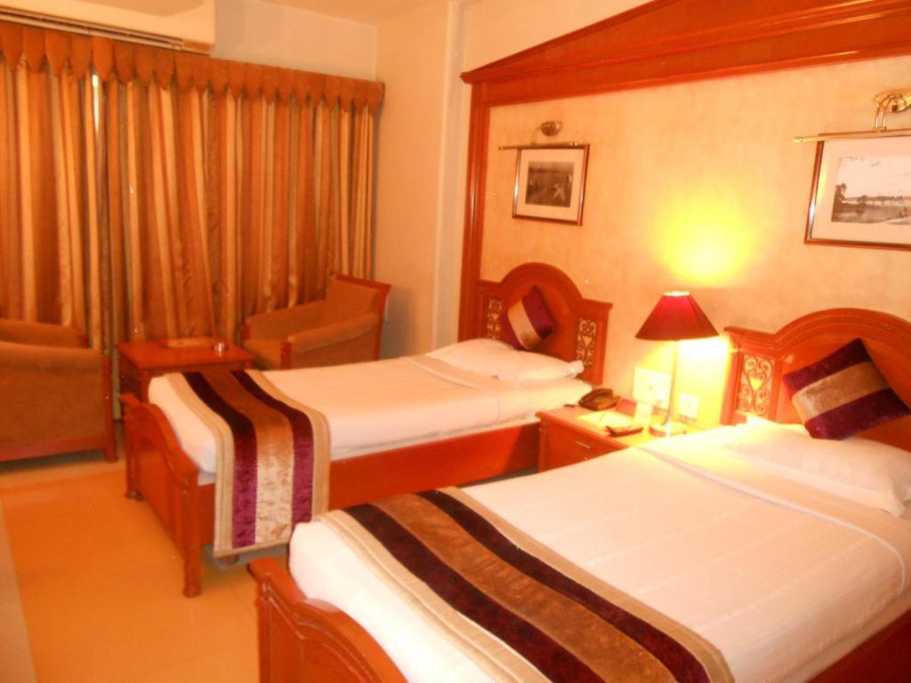 Pradeep Hotel