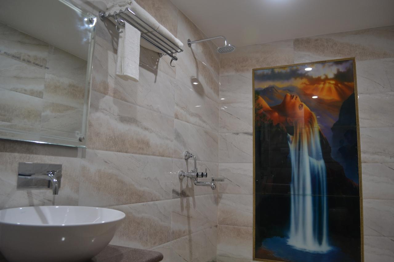 Madhuvan Palace Hotel 3*