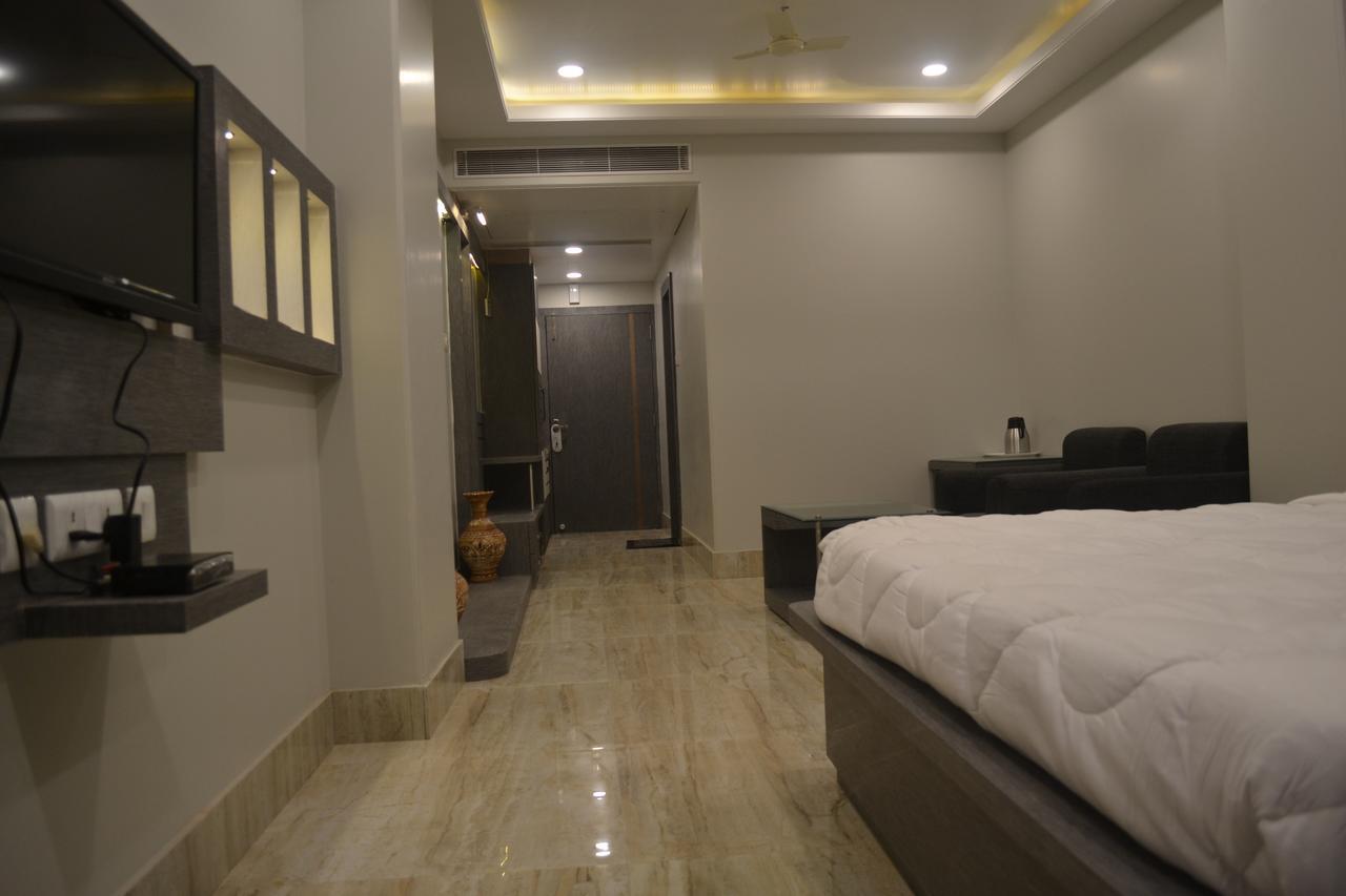 Madhuvan Palace