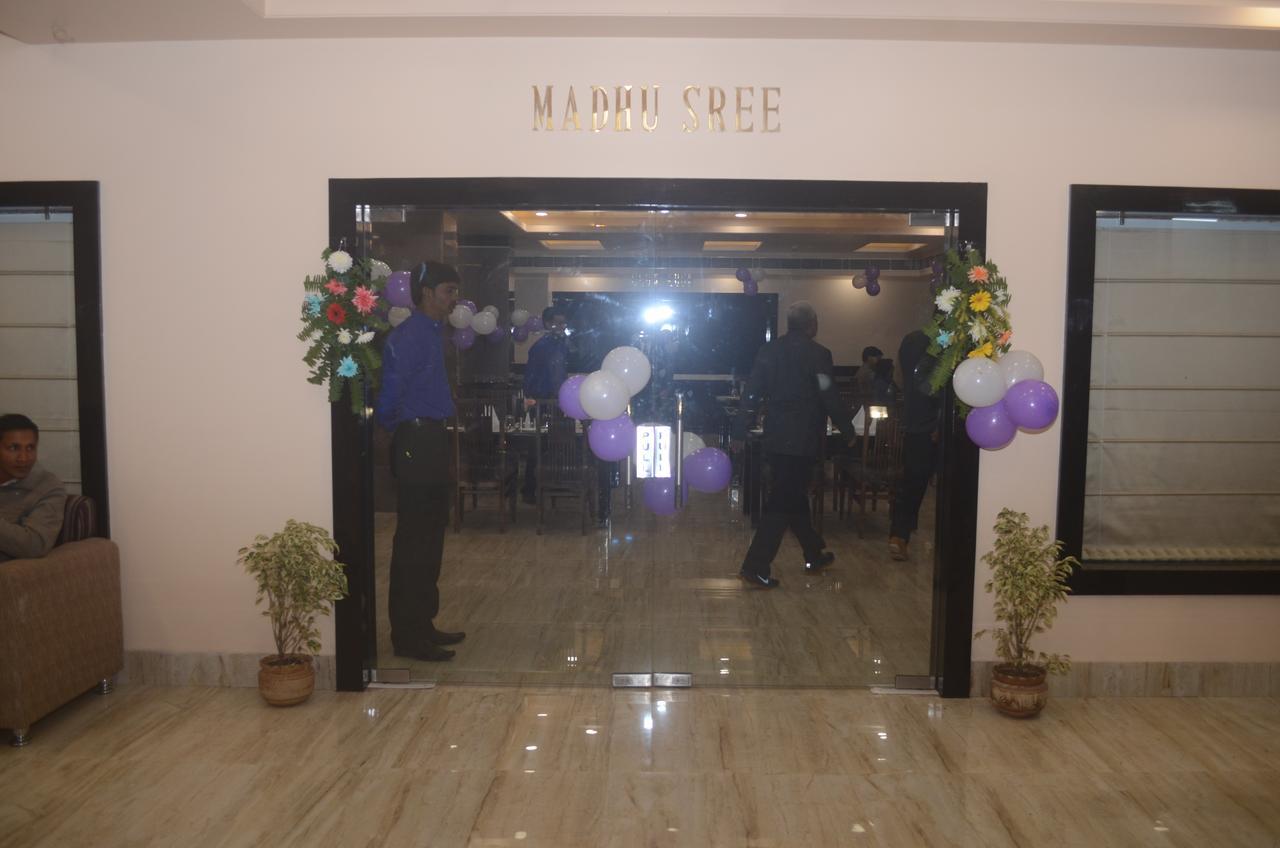 Madhuvan Palace 3*