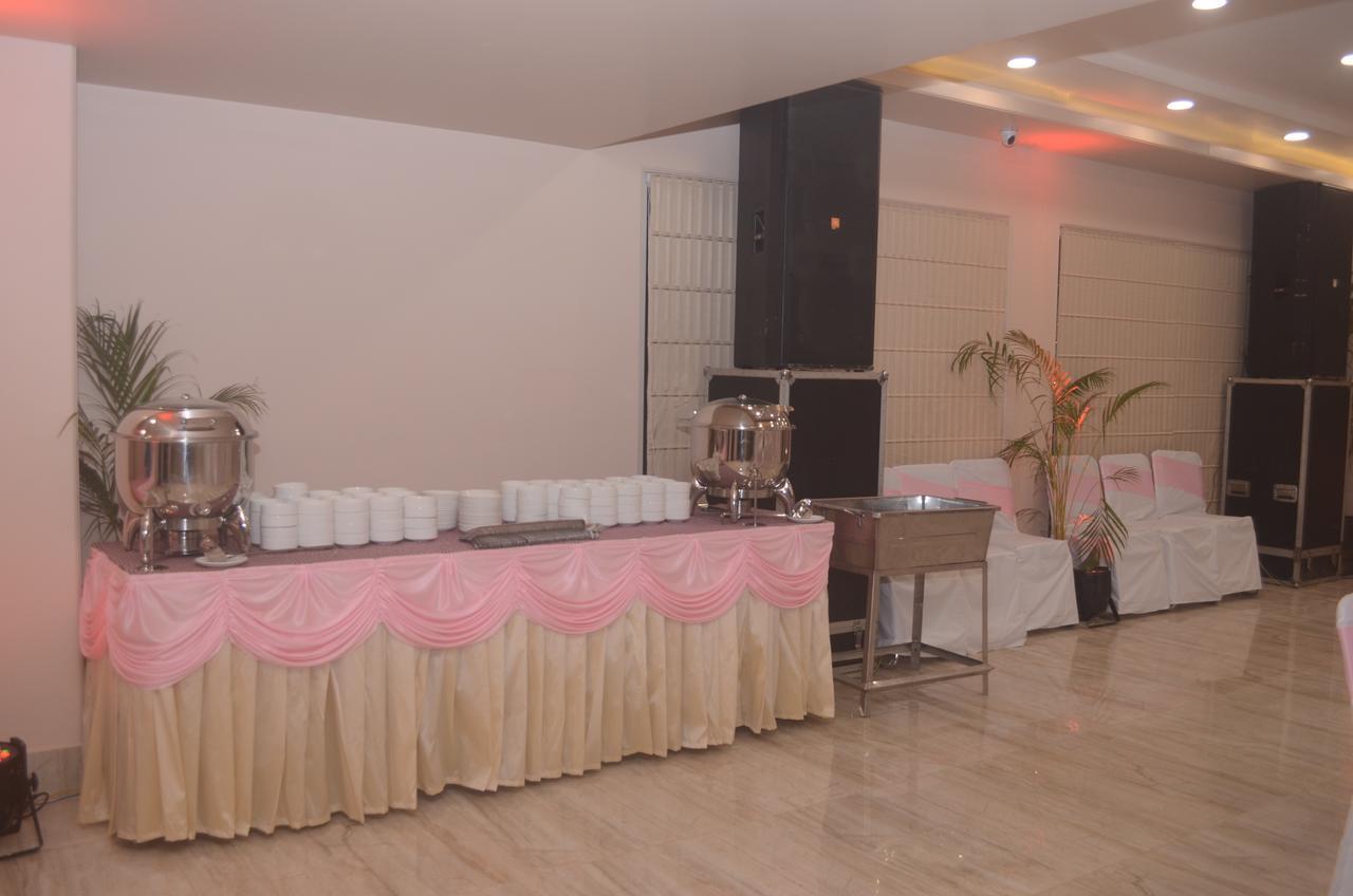 Hotel Madhuvan Palace