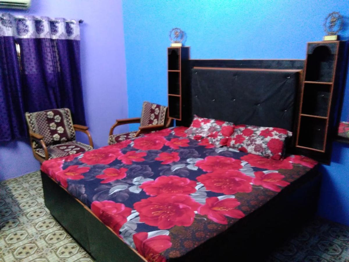 Maa Vaishno Guest house Varanasi