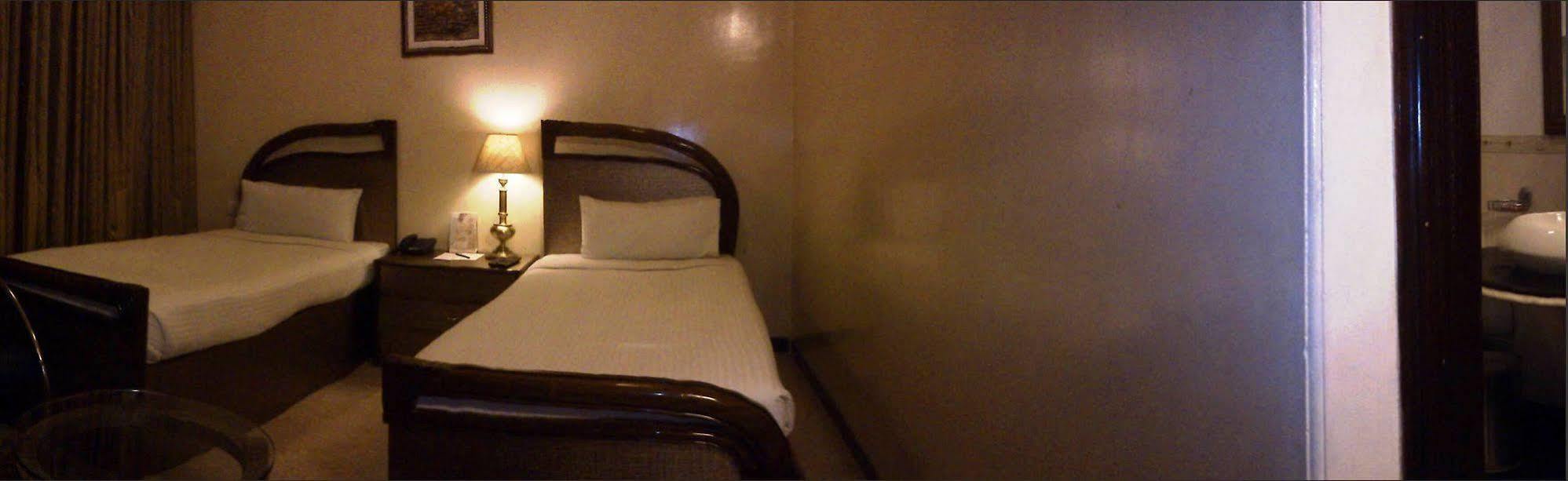 Zeeras Hotel Varanasi