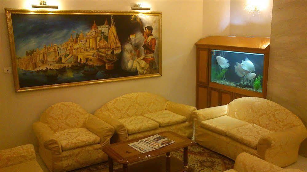 Hotel Zeeras Varanasi