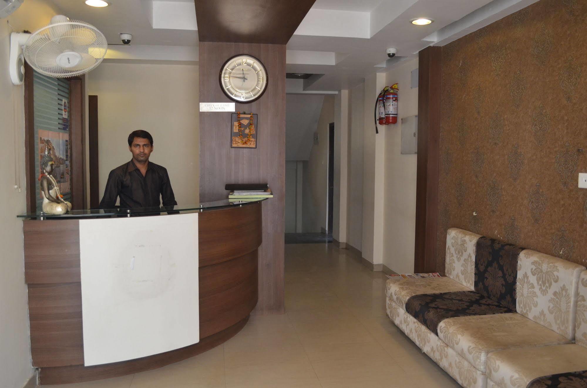 Hotel Nirvana Varanasi