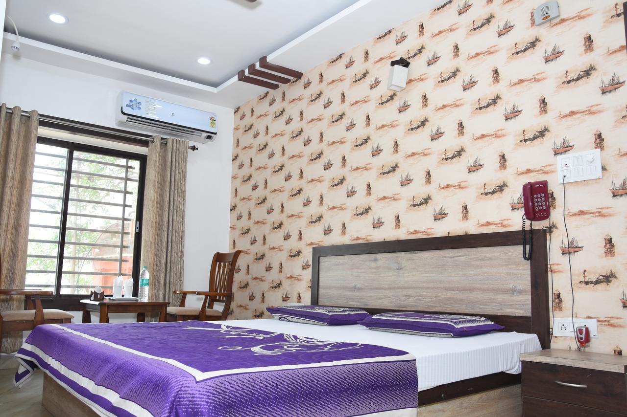 Guest house Alakhnanda