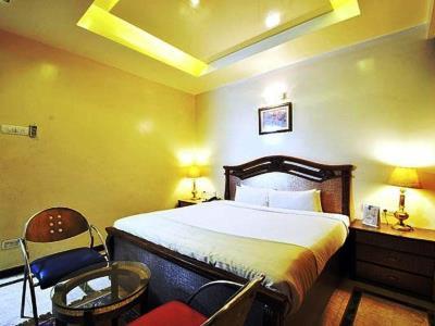 Hotel Zeeras Varanasi